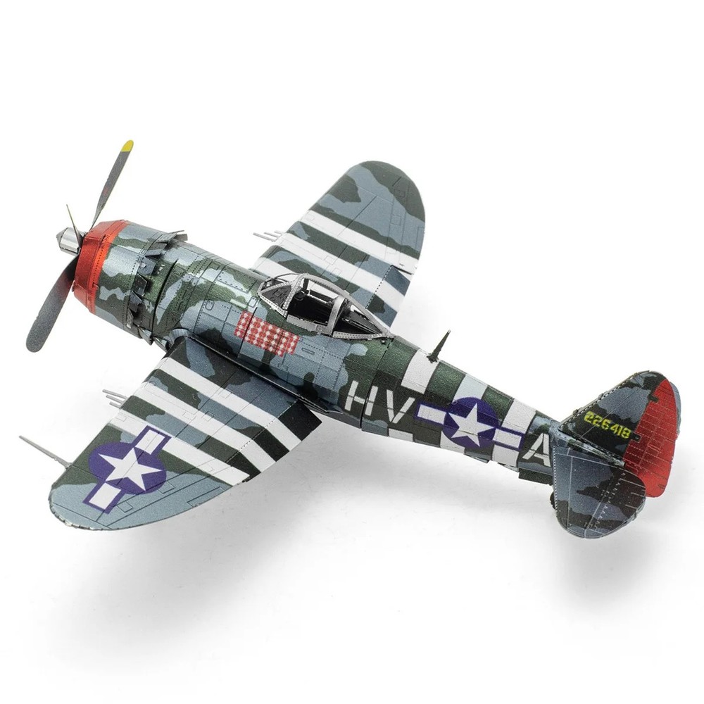 Metal Earth ME1002 P-47 Thunderbolt