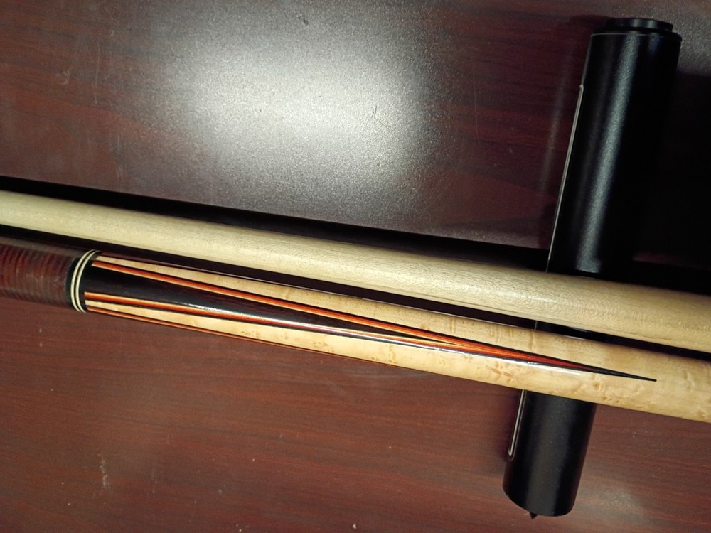 Tiger Pool cue