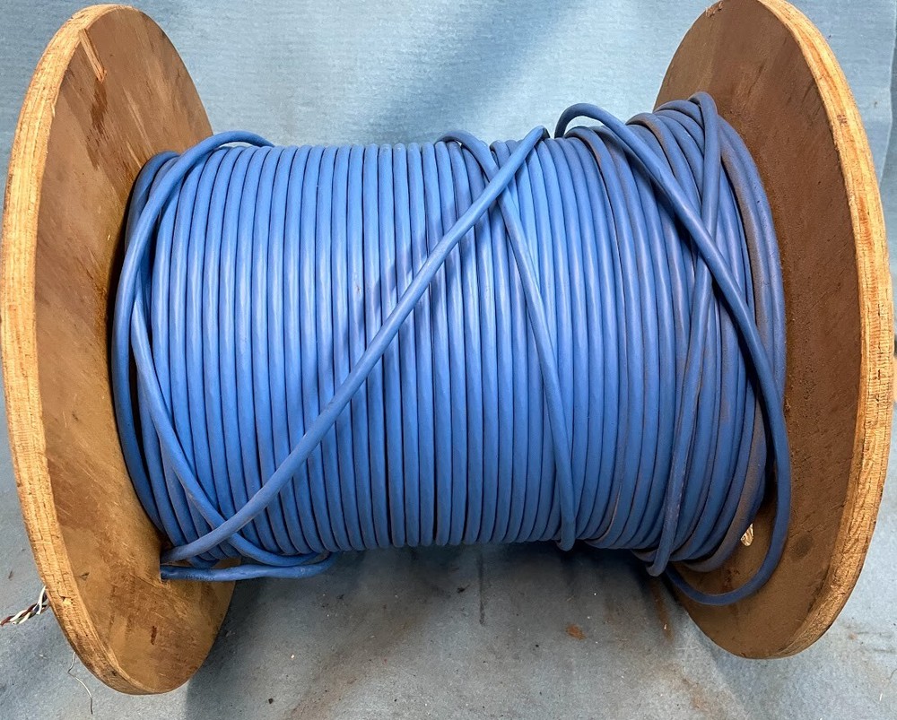 COMTRAN COM-LINK CAT 5E 24 AWG SHIELDED WIRE 200FT