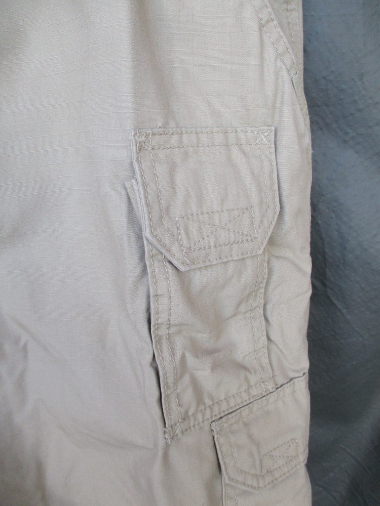 5.11 TACTICAL Khaki Tan Assault Short, size 38