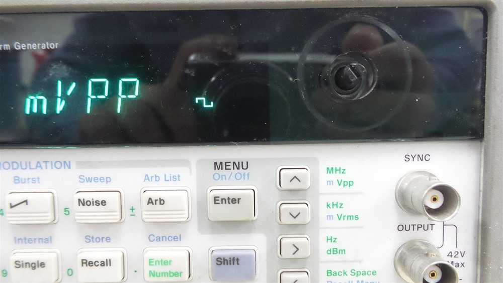 Agilent 33120A -15MHz Function Arbitrary Waveform Generator - Free Shipping