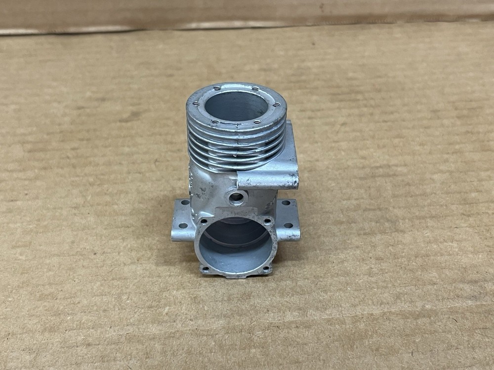 Super Tigre G21 .40 New Engine Casing