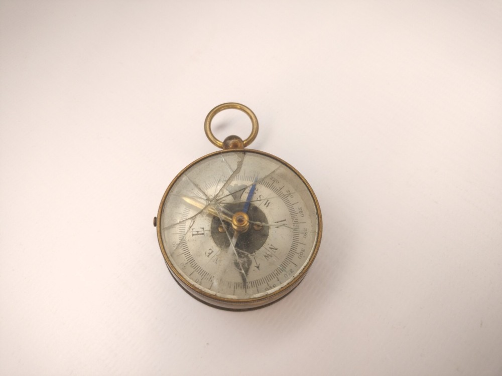 Vintage Compass Made In France *Issues