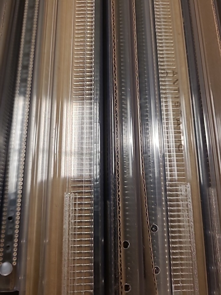 Mill-Max 2400 pcs StandardSolder Tail Dip Socket