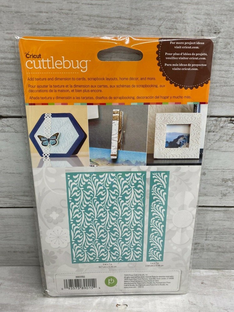 CUTTLEBUG 5 x 7 embossing folder FEATHER ILLUSION plus BORDER Anna Griffin set