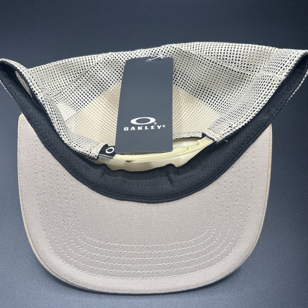 Oakley O Stack Foam Trucker Khaki/Black Adjustable Cap Hat $32