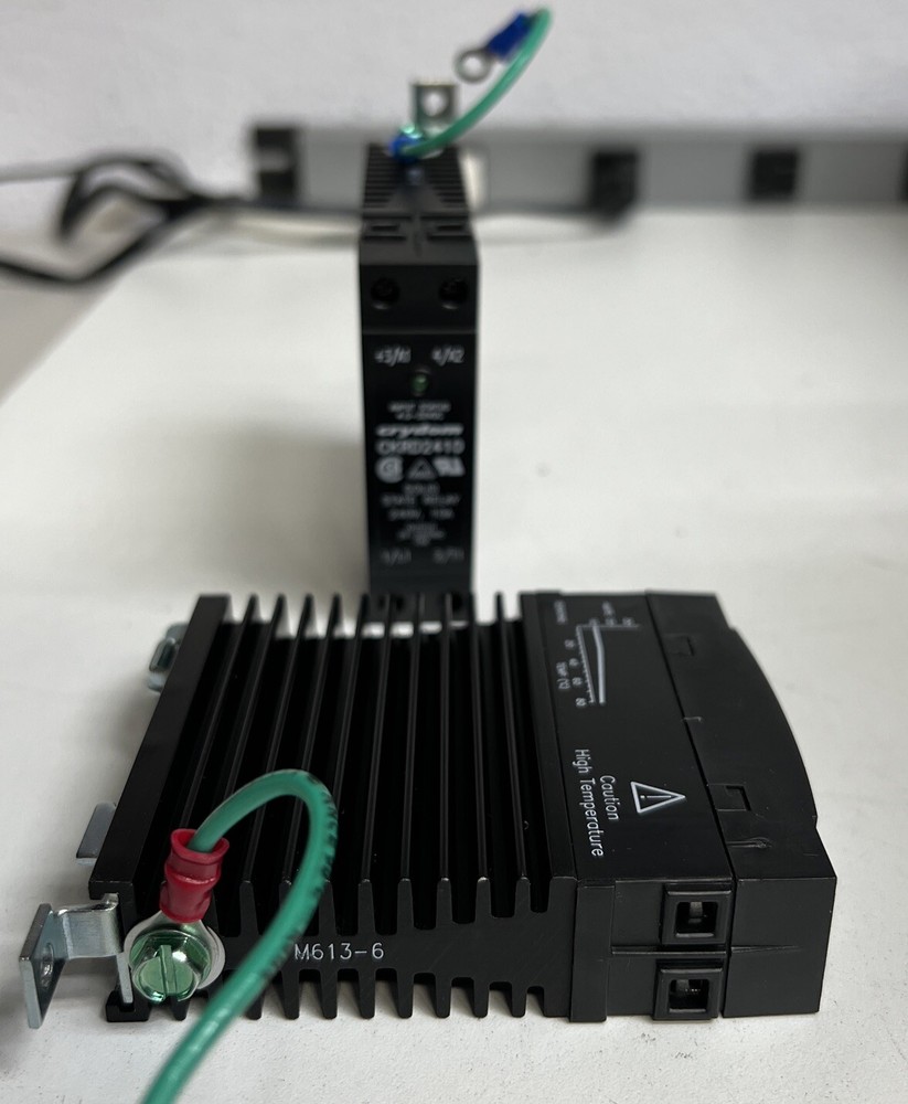 CRYDOM CKRD2410 Solid State Relay , Input Status 4- 32VDC ,Output 24-280 VAC 10A