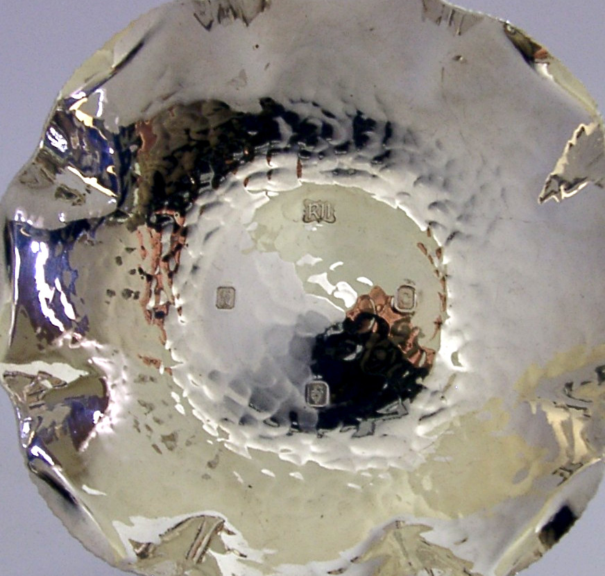 IRISH SOLID STERLING SILVER PLANISHED DISH 1970 ROYAL IRISH SILVER Co