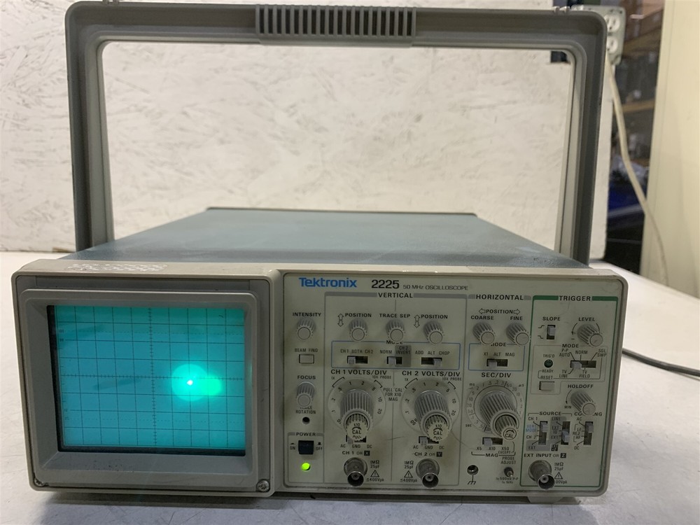 TEKTRONIX 2225 50 MHZ OSCILLOSCOPE