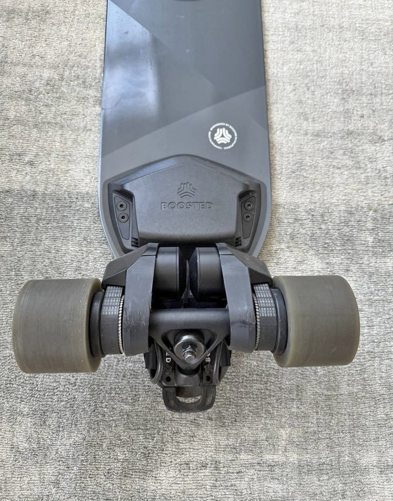 Boosted Board Stealth
