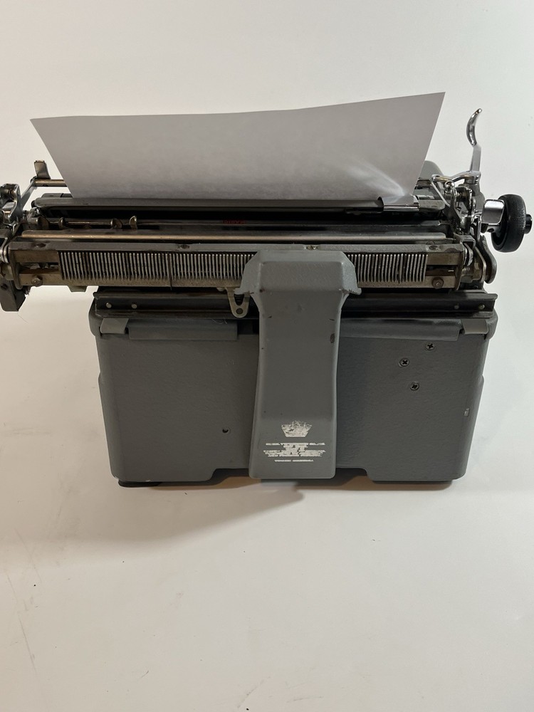 Royal Typewriter Manual Gray 1940s