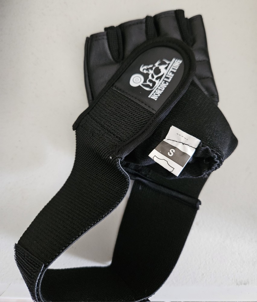 Women's Lifting Gloves. Size Small.