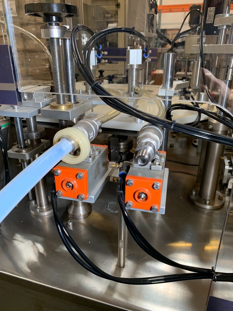 Automated Filling and Capping machine