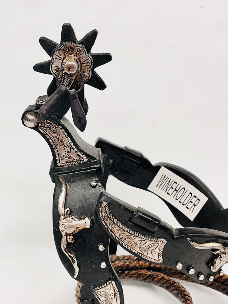 SPUR SHAPED WINE BOTTLE HOLDER