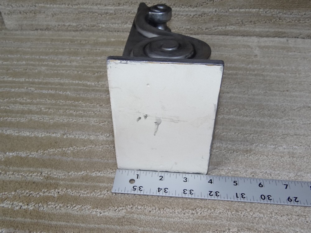 Pair of Vintage Corbels / Shelf Brackets - Scroll Design