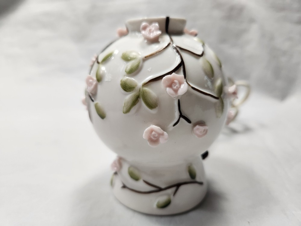 LW Irice Japan Perfume Night Light Porcelain Scent Diffuser Applied Tiny Flowers