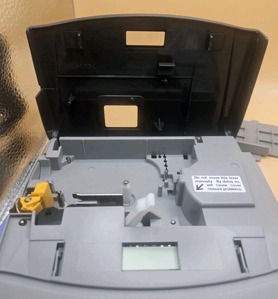 Brother P-Touch Extra Model PT-320 Thermal Label Maker Handheld Printer