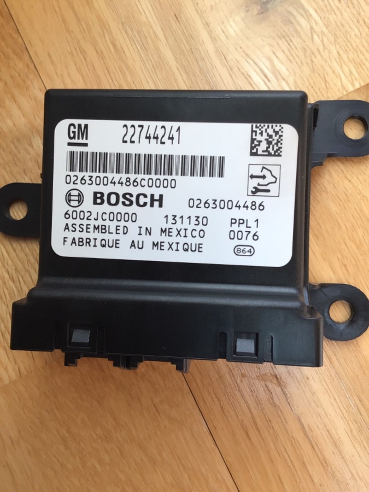 new GM Park Assist Control Module 22744241