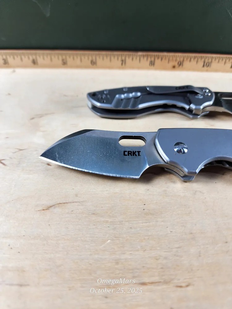 CRKT Pilar Frame lock 5311 Light usage. x1(ONE) per order.