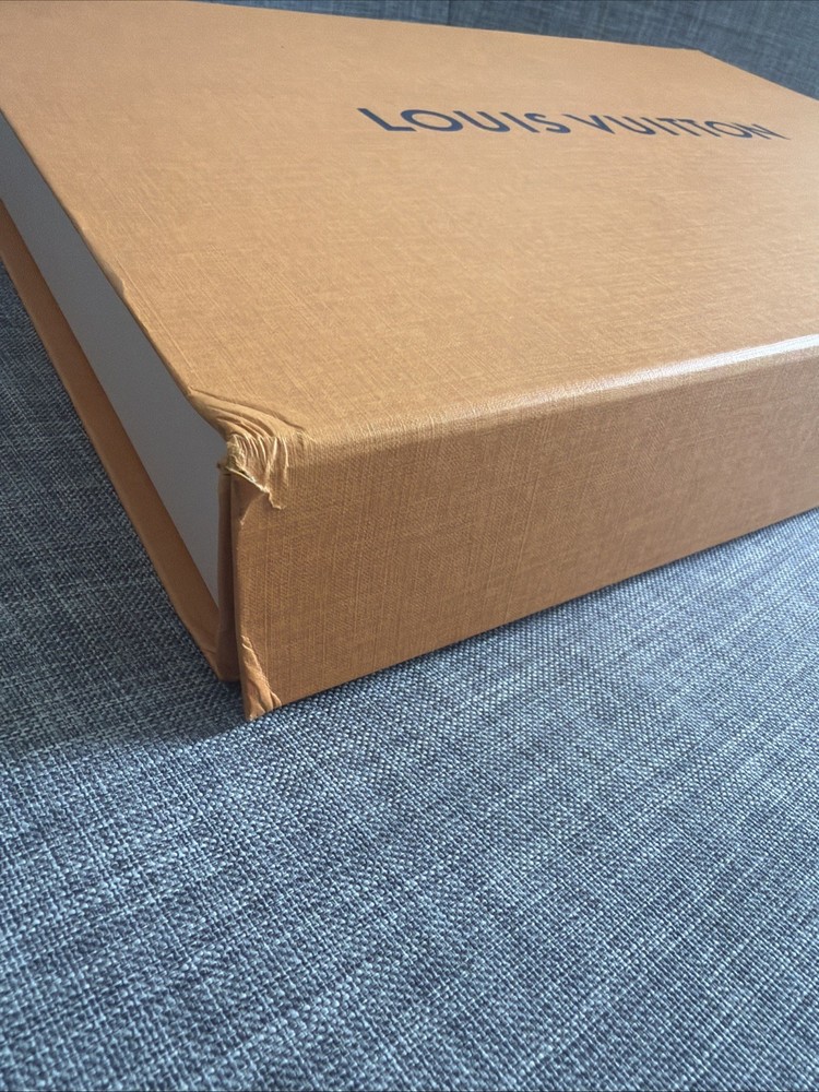 Louis Vuitton Gift Box 16X11.5X2.5 Empty