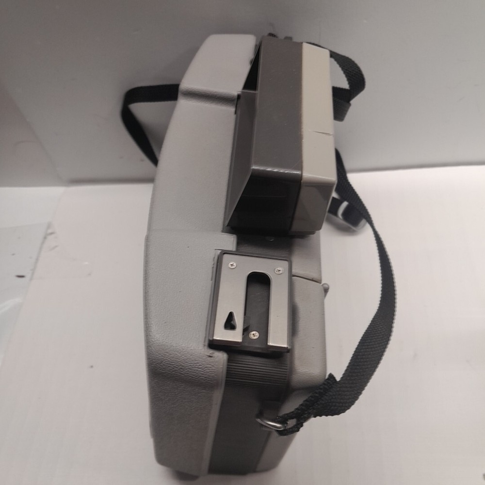 Polaroid Focused Flash 420 Automatic Land Camera UNTESTED