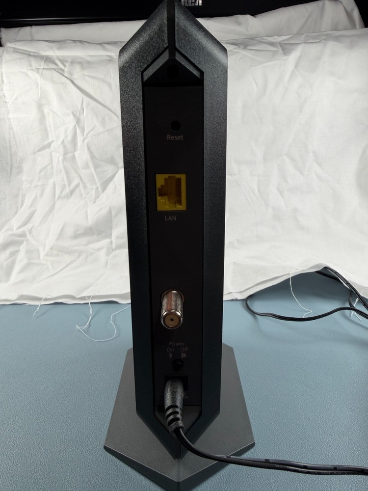 NETGEAR Nighthawk CM1000 DOCSIS 3.1 Cable Modem - Powers on - Untested - VIDEO