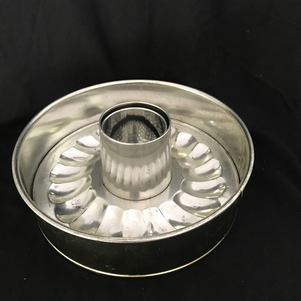 Vintage Springform Pan Fluted Insert Bakeware Made in Brazil￼ 10" 25cm Baking