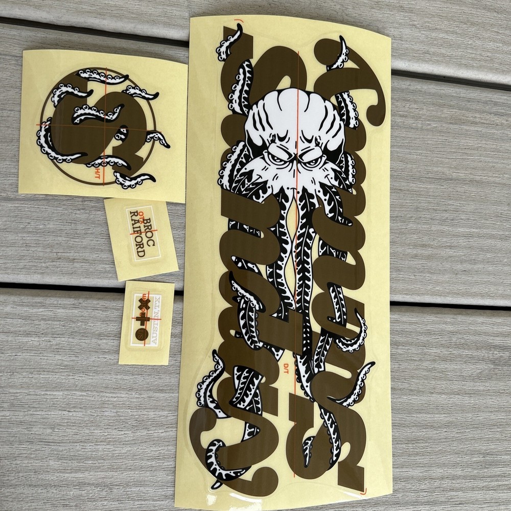 SUNDAY DARKWAVE FRAME STICKER KIT Matte Gold / Octopus