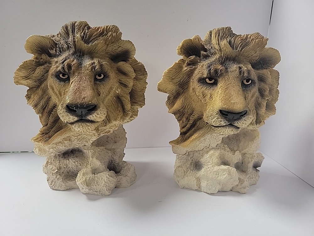 Clay Ceramic Lion Head Book Ends - 6.25" Tall