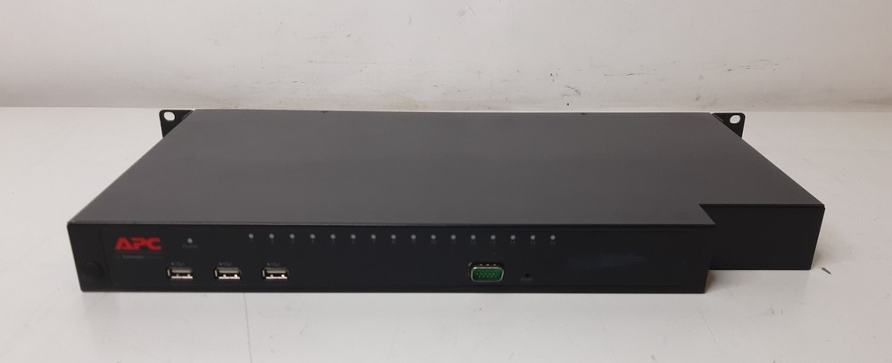 APC KVM 2G Enterprise Analog 2 Local Users 16 Port Rackmount KVM Console