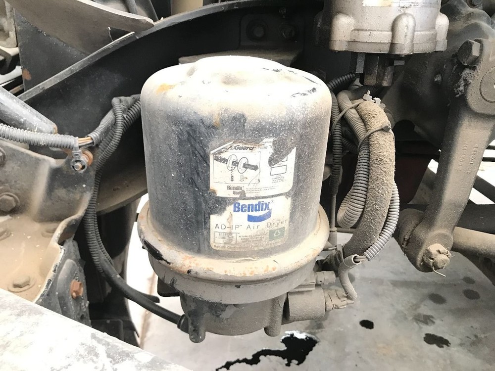 Bendix AD-IP Air Dryer - Used