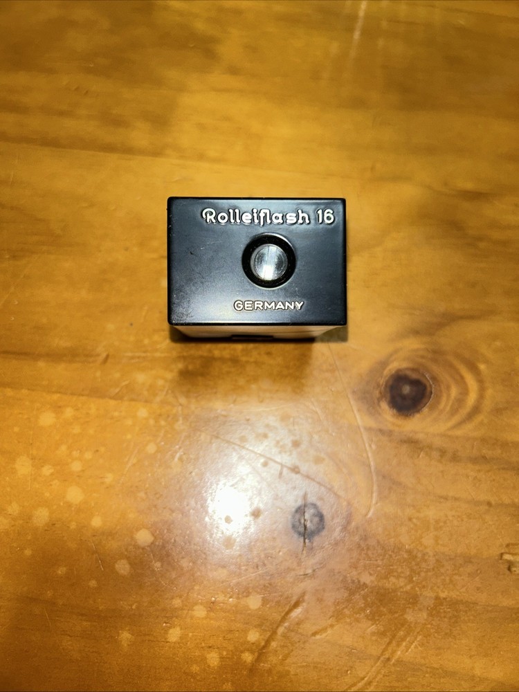 VINTAGE 10135 ROLLEI 16 CAMERA FLASH UNIT ATTACHMENT