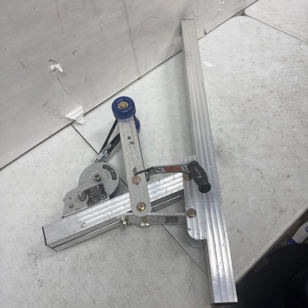 Triton 22982 Aluminum Winch Post/Bow Stop Assembly