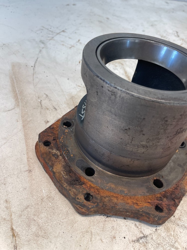 Mahindra 6530 Tractor Left Bull Pinion Cage