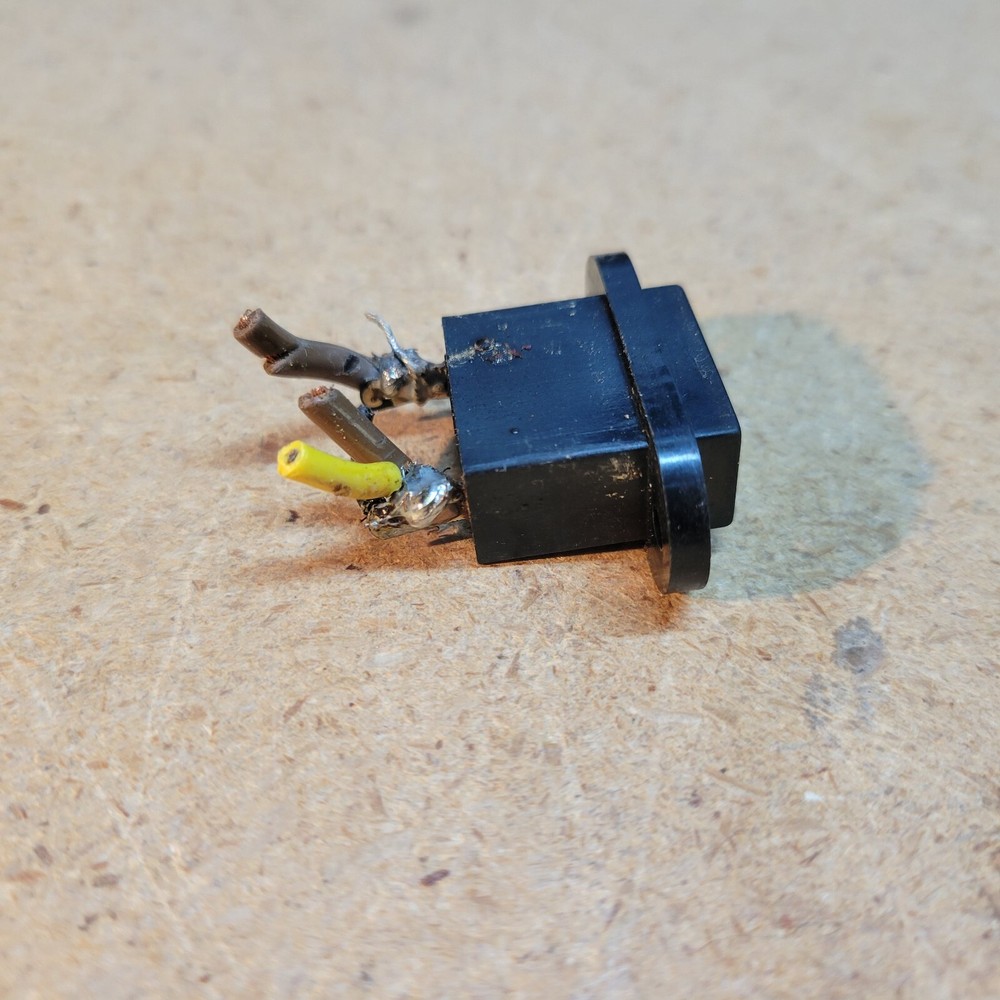 PIONEER SX-770 AC OUTLET