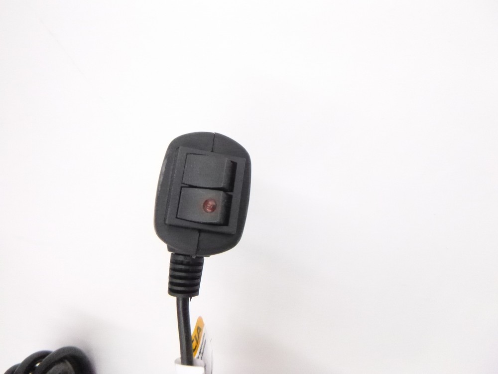 ECCO 7960A-VM LED Beacon Pulse 12-24VDC 11-Flash Patterns Vacuum-Magnet Mount