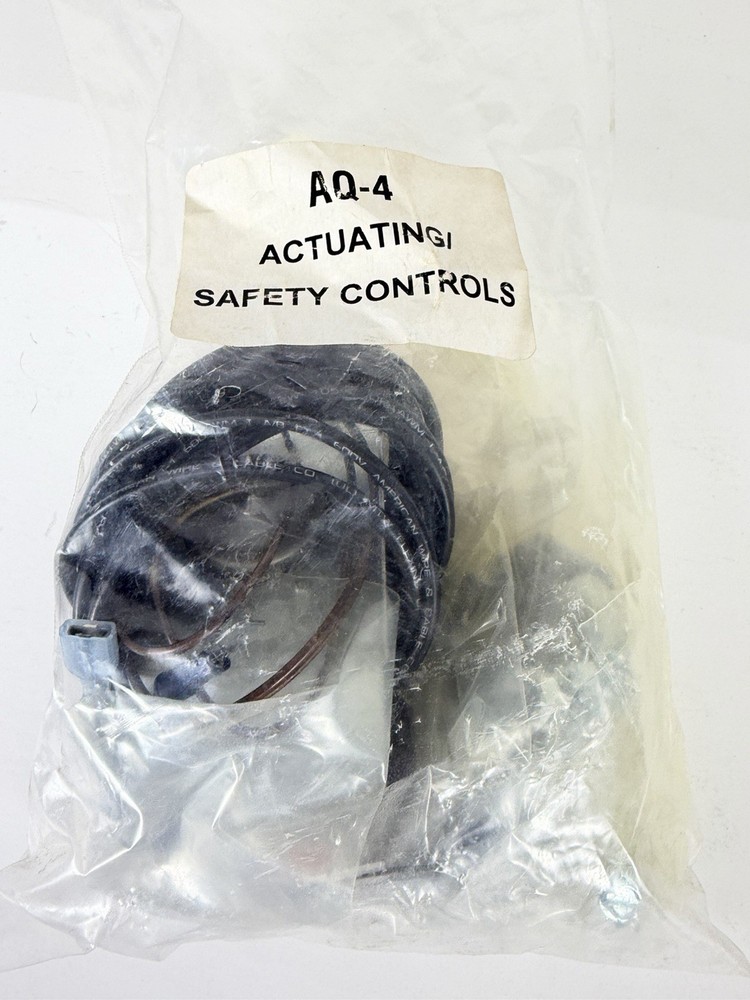 Bosch AQ-4 Power Vent Kit Horizontal Water Heating Actuating/ Safety Controls