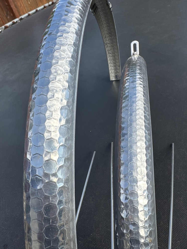 Hammered middle weight Set: Polished Silver