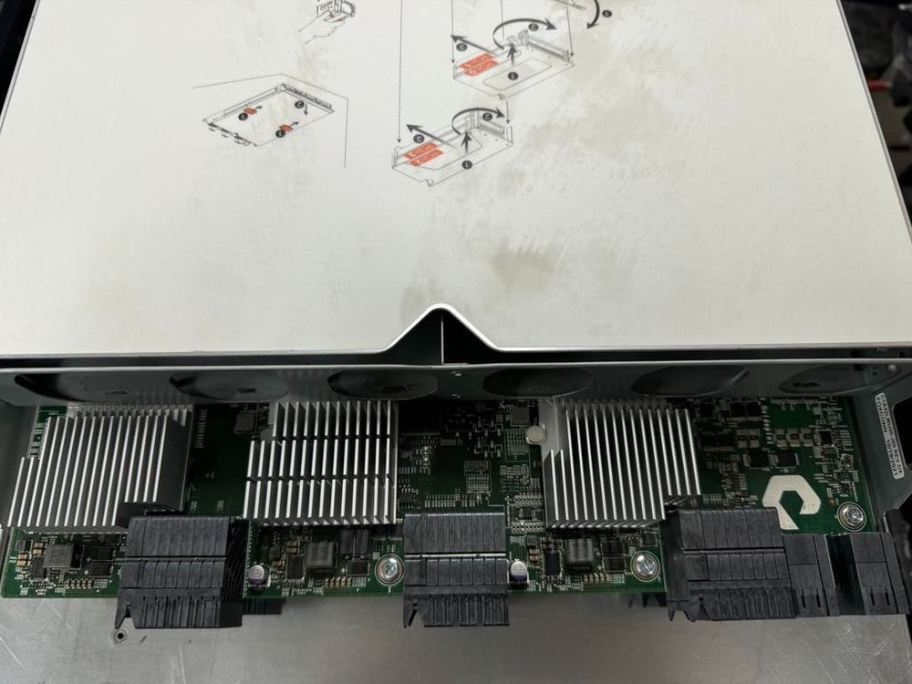 Pure Storage 83-0354-00 Flash Array X20 R3 "NO RAM/CPU/INTERFACE/SSD"