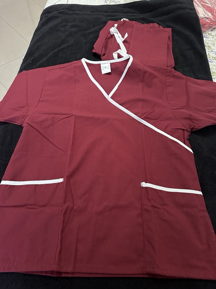 scrub set uniform size M