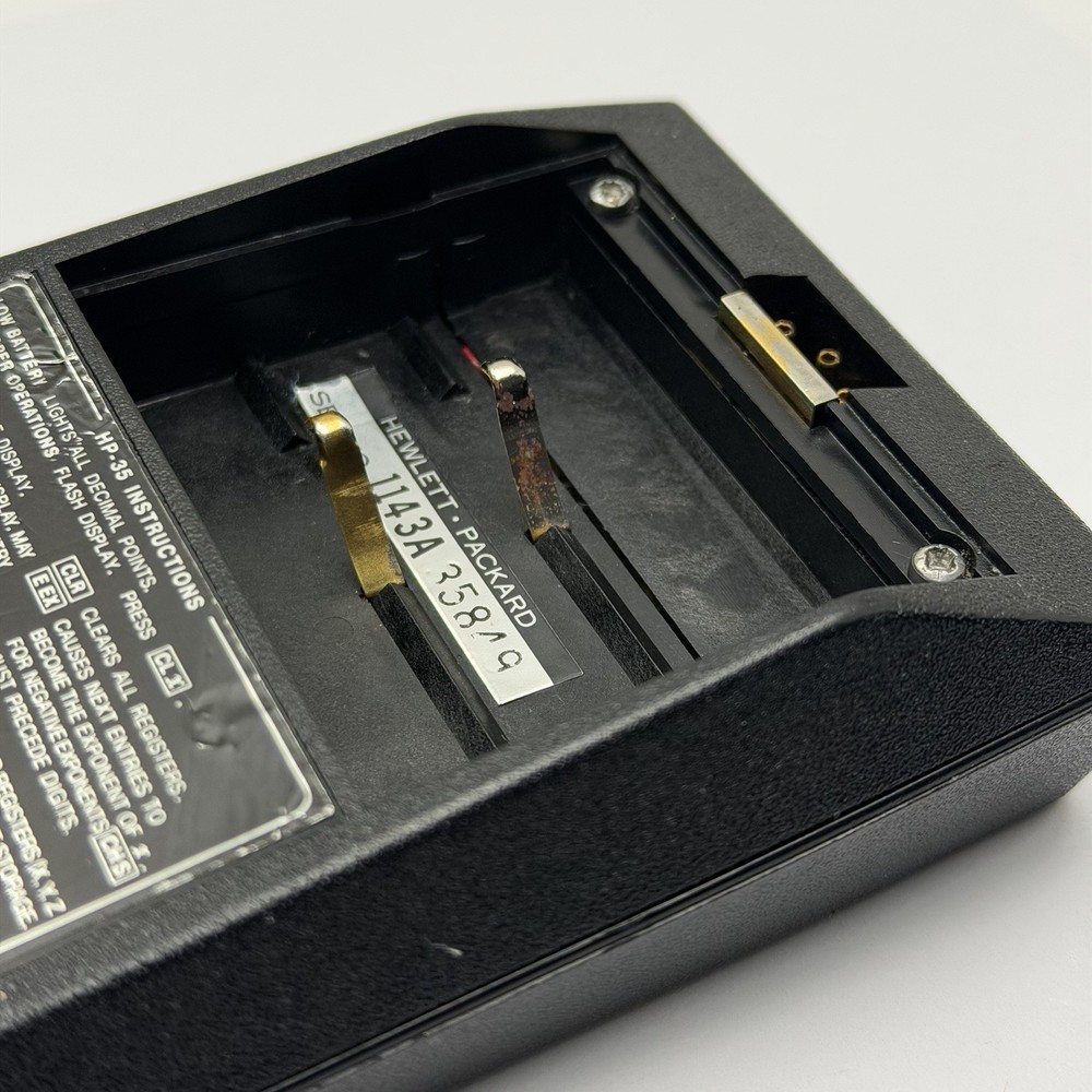 HP-35 VERSION 2 RARE VINTAGE CALCULATOR WORKS