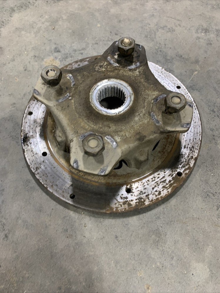 arctic cat wildcat trail 700 Front Hub 2015
