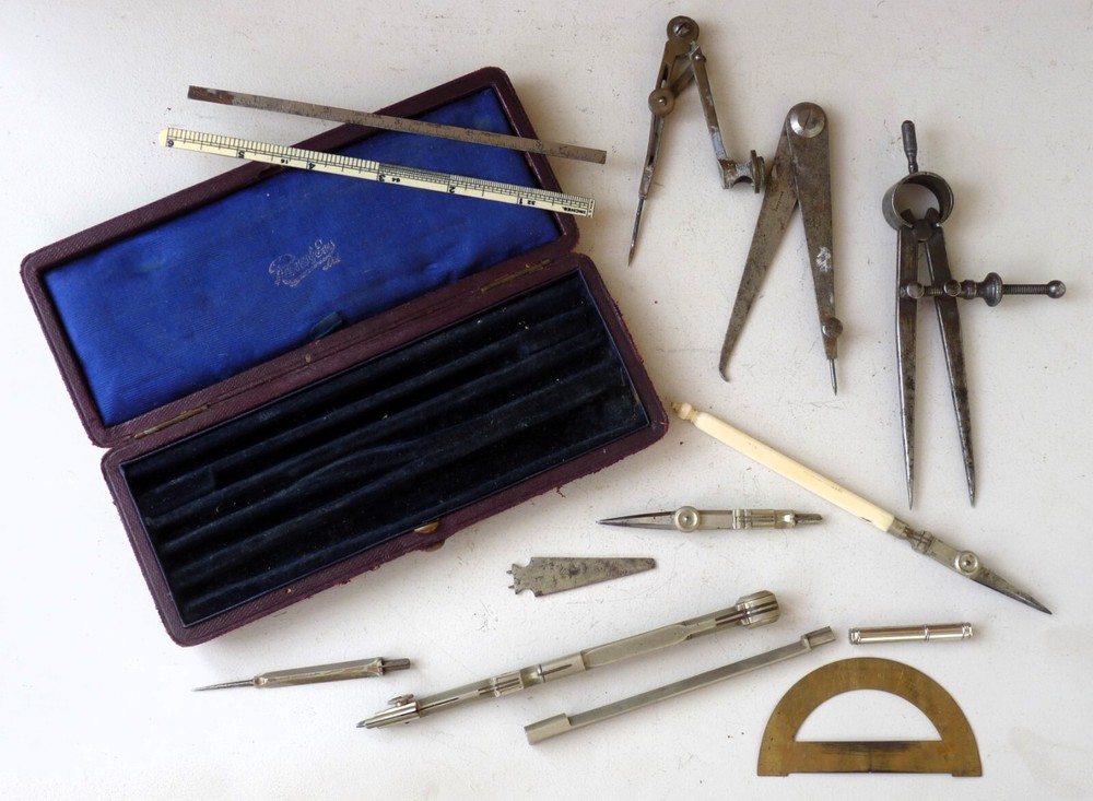 Drawing set & Compass Reeves ? Vintage Drawing tools