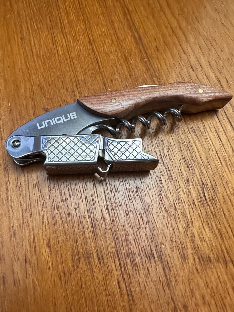 UNIQUE Quality Waiters Corkscrew Wine Key Opener