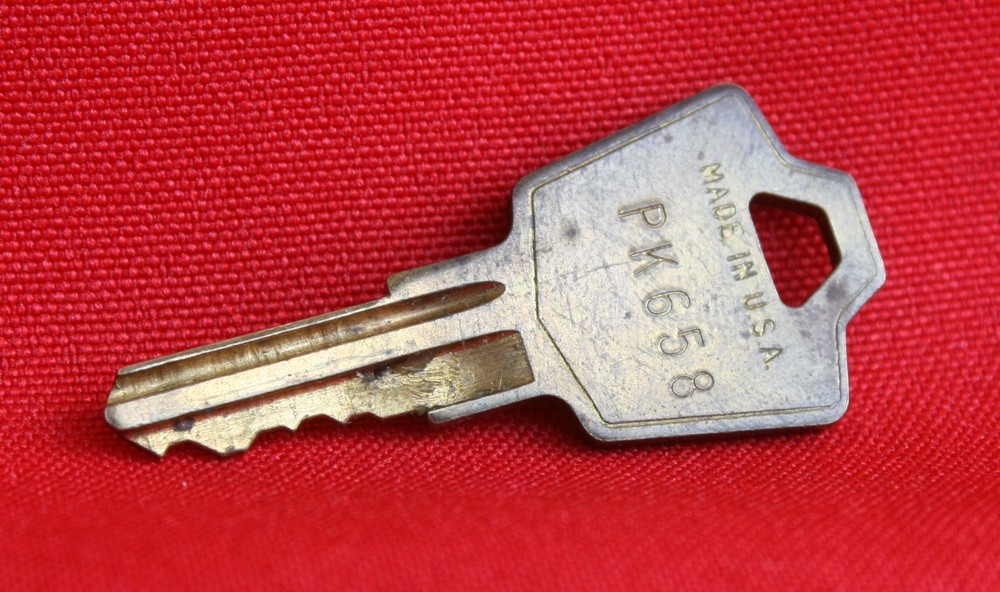 KNIGHT MANUFACTURING  MASTER  KEY,  PK658