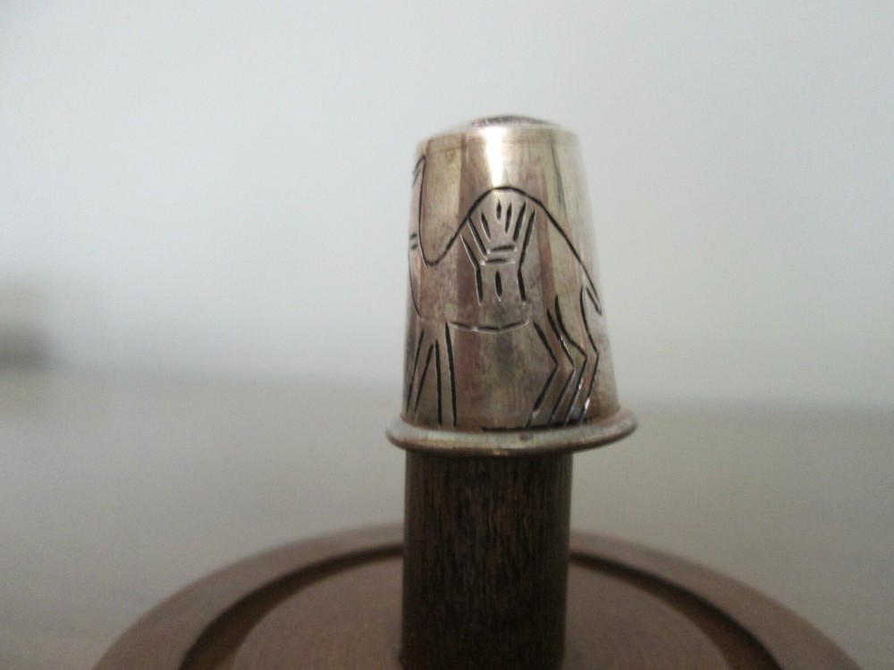 Silver Camel Motif Thimble with Glass Dome