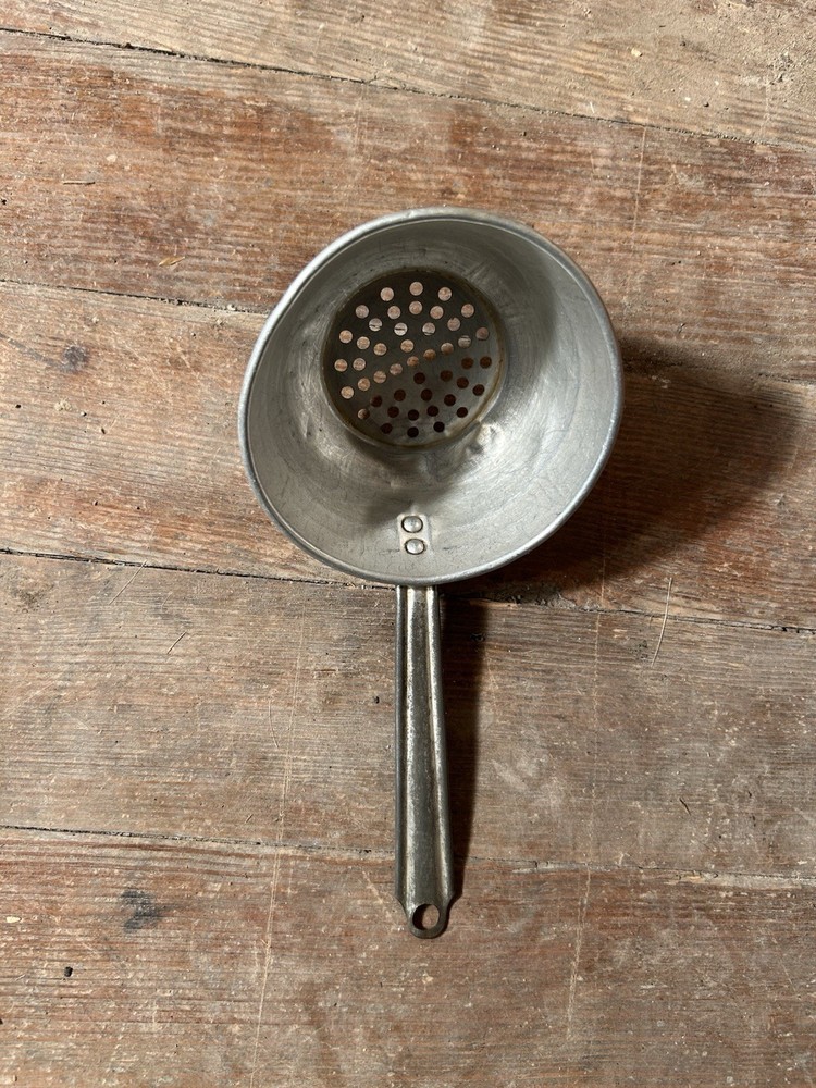 Antique Aluminum Strainer With Handle