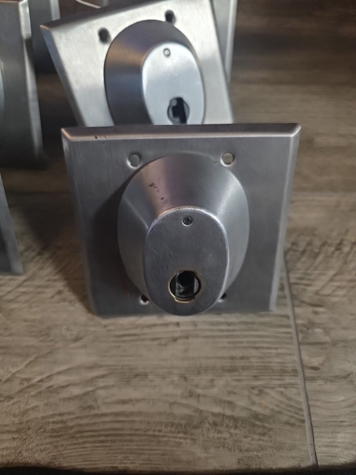 Kaba Simplex RCR211026D InSync Surface Mount Common Reader Satin Chrome Finish