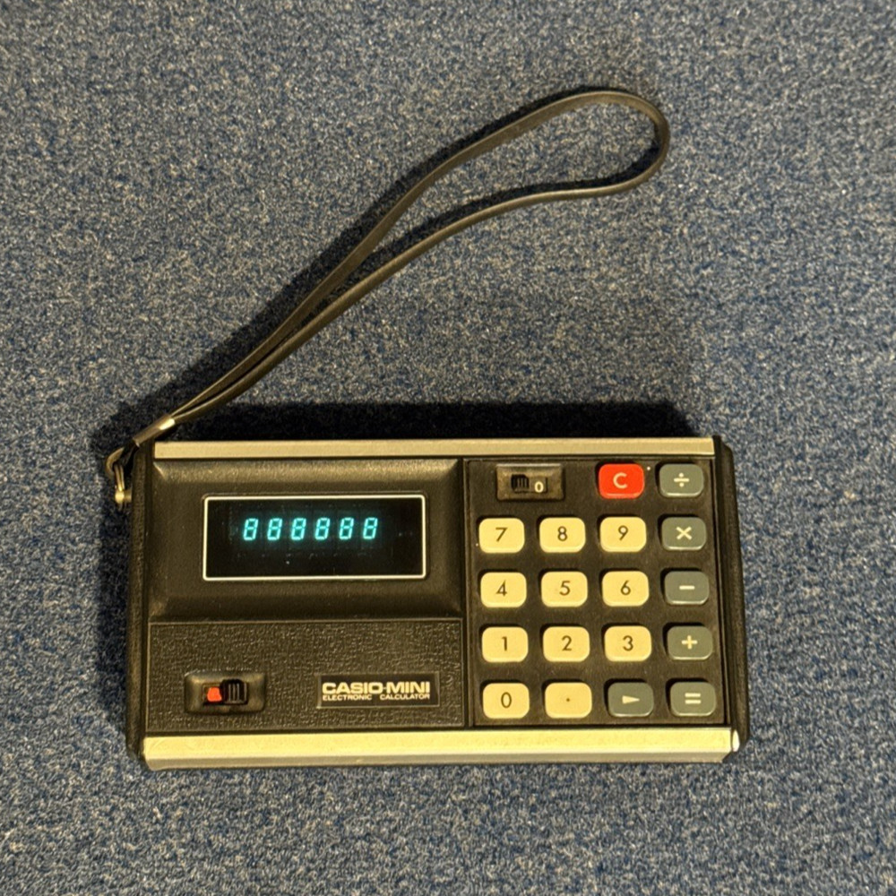 Vintage Casio Model CM-602 Mini Calculator-  Working Condition