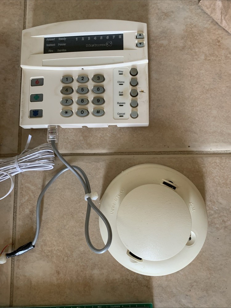 Interlogix GE Security NetworX NX-8 v2 Alarm Control Panel Board & Enclosure